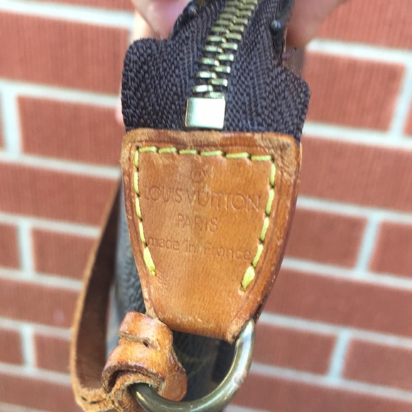 Authentic Louis Vuitton Pochette - Picture 8 of 13